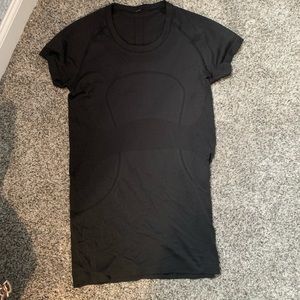 Black lulu shirt
